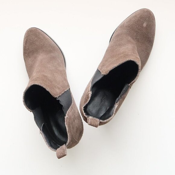 Marc Fisher Taupe Suede Leather Block Heel Ankle Boots / Booties - Picture 12 of 15